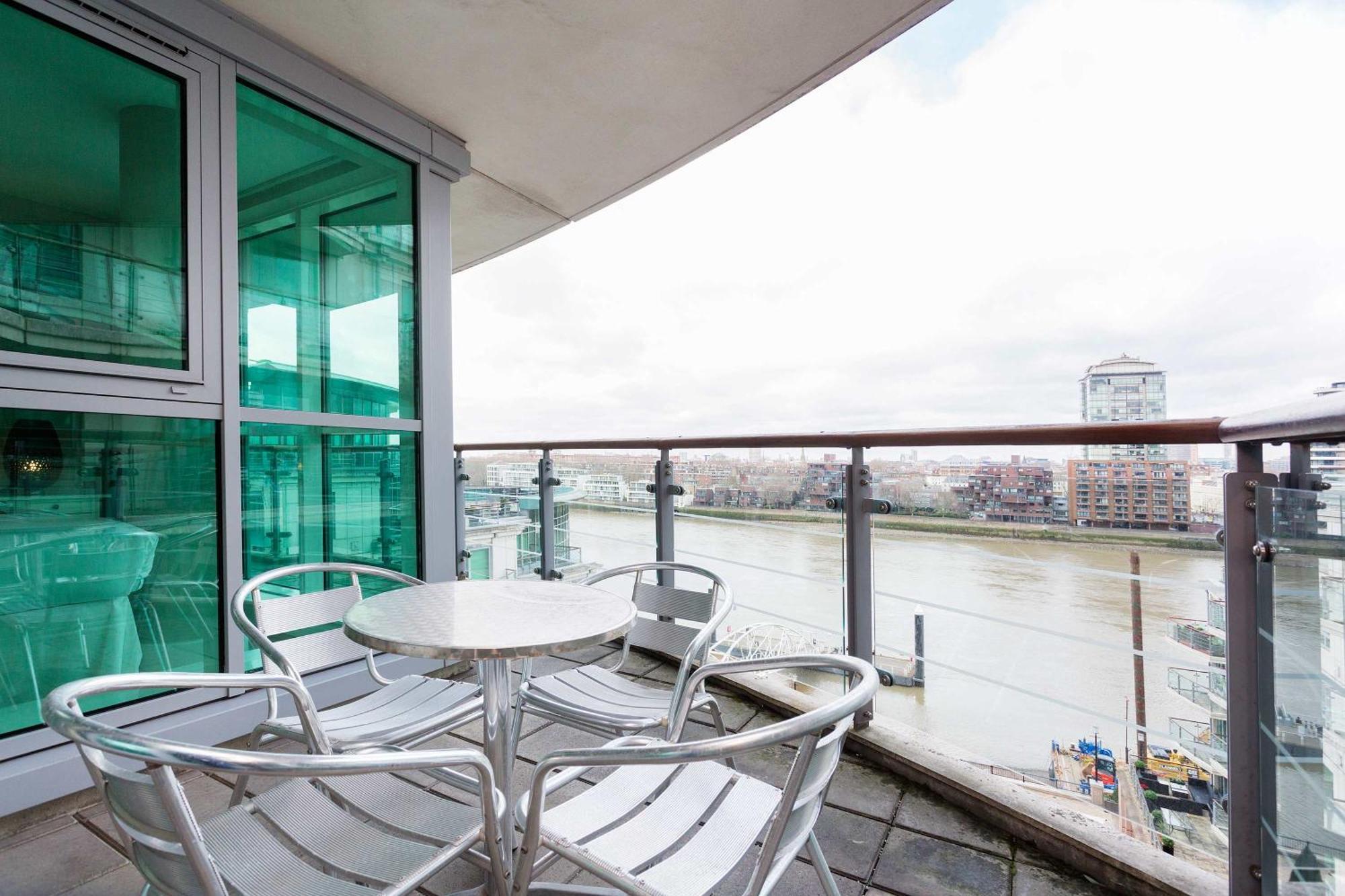Veeve - River Views From Vauxhall Londra Exterior foto